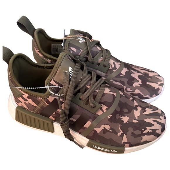 NWT Adidas Men's Originals size 7 NMD R1 Sneakers. Olive Strata/Camo colorway - Picture 3 of 9